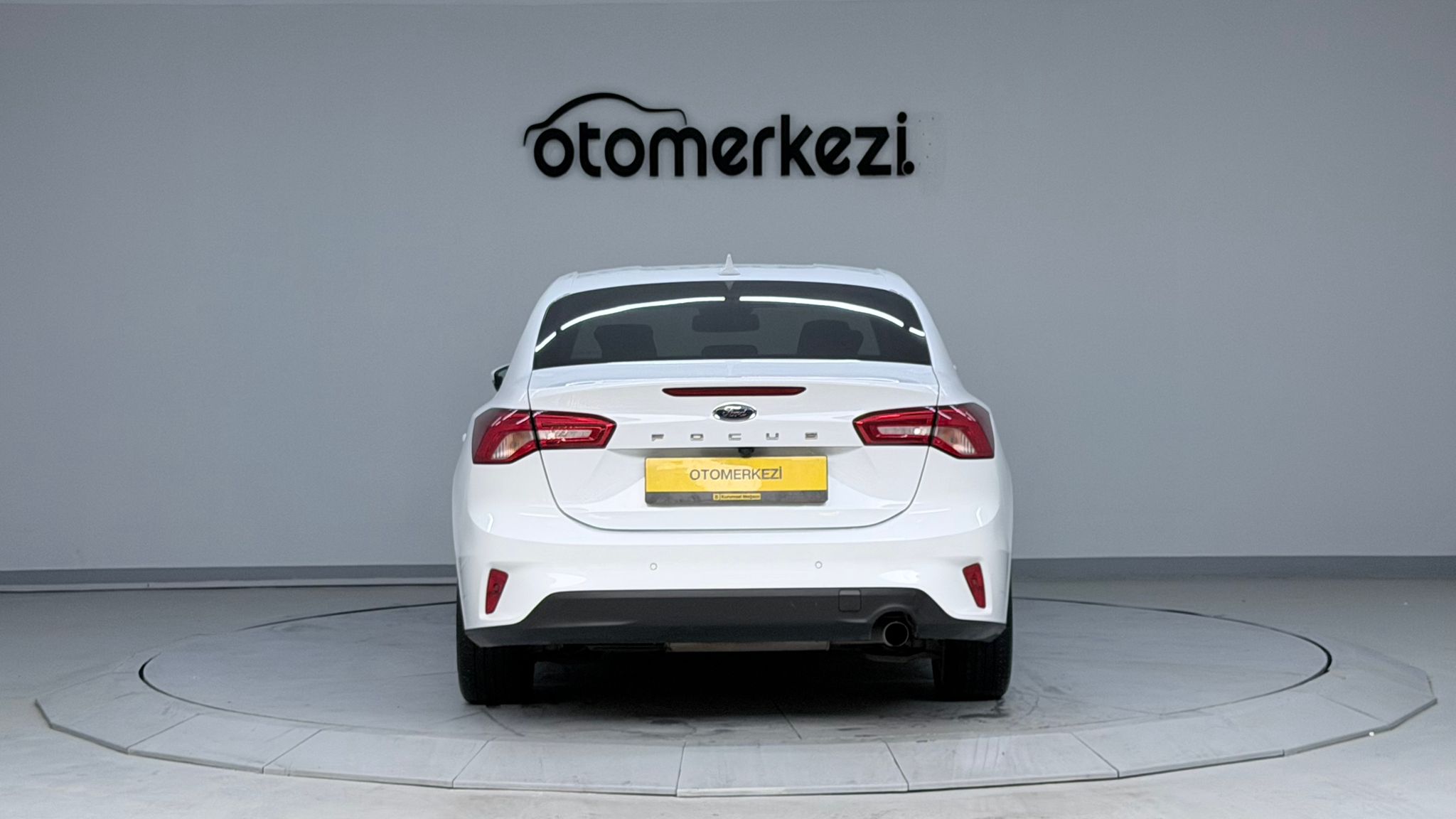 FORD FOCUS 6